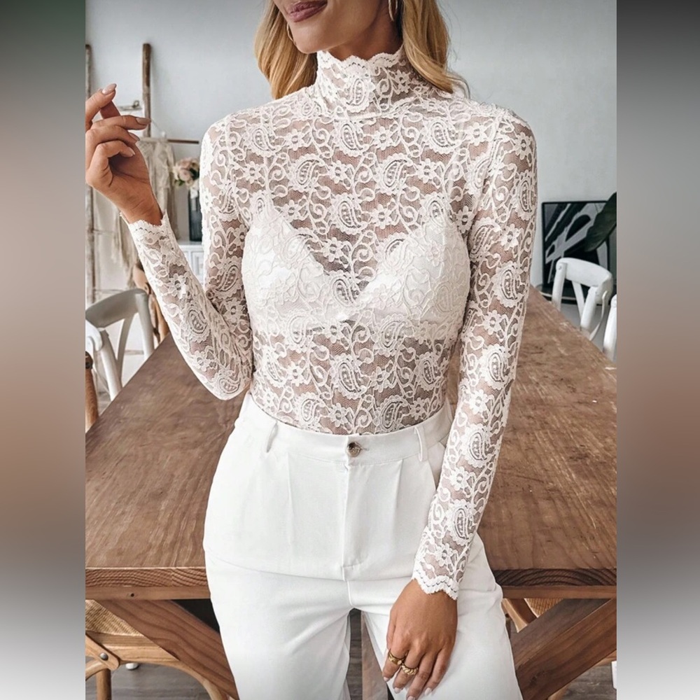 Elegant Beige Lace Long Sleeve Top